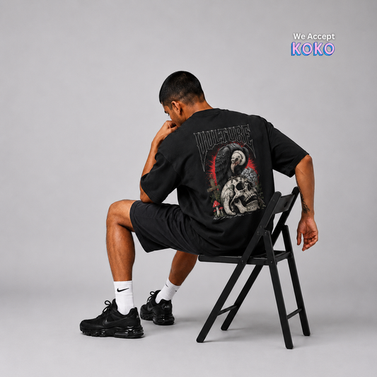 THE VULTURE - Oversized Tshirt
